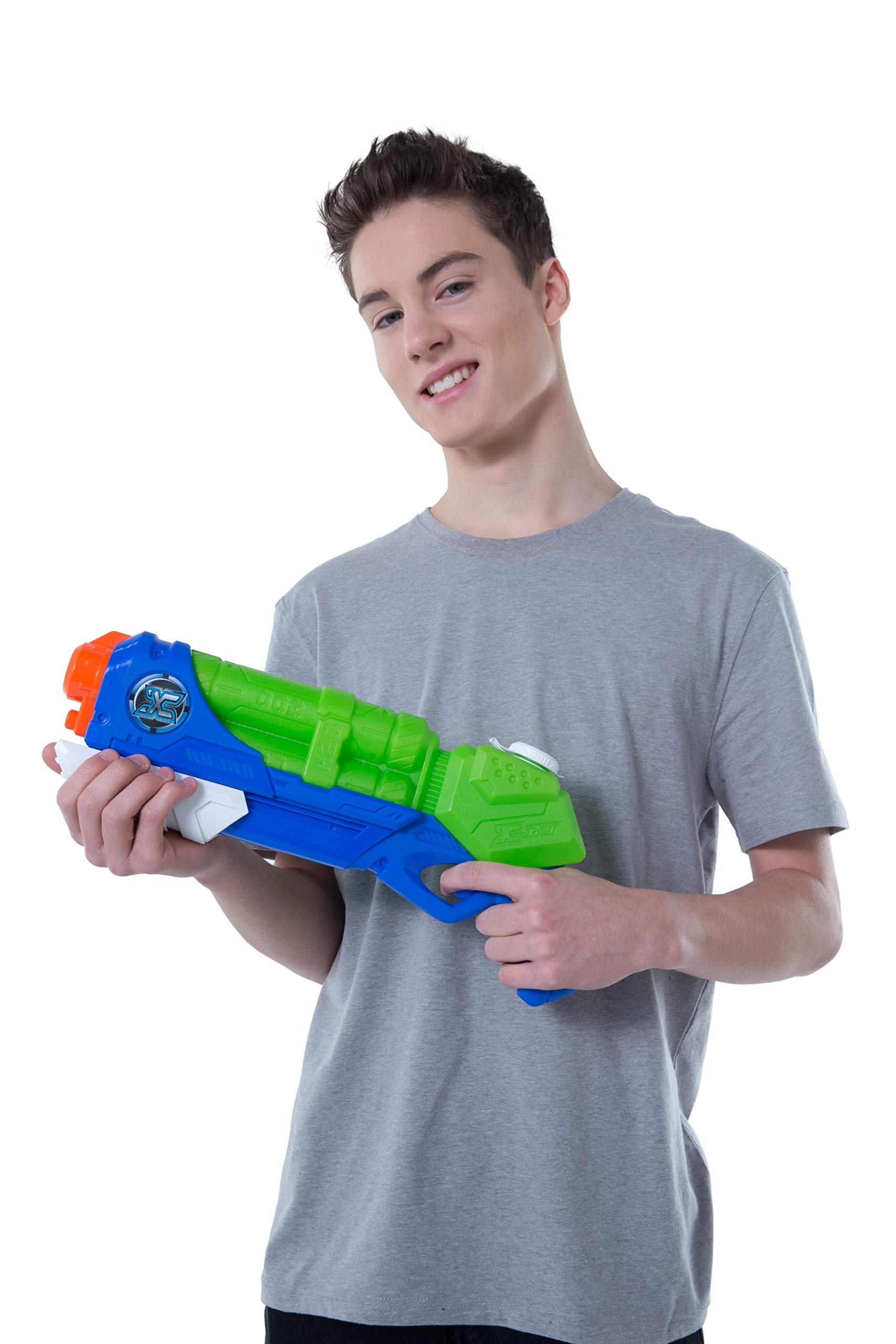 Amazon.com: Zuru X-Shot Water Blaster Gun Medium Typhoon Thunder
